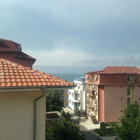 بيت ضيافة Kozarov *