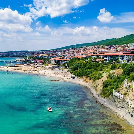 Πανσιόν Kozarov *